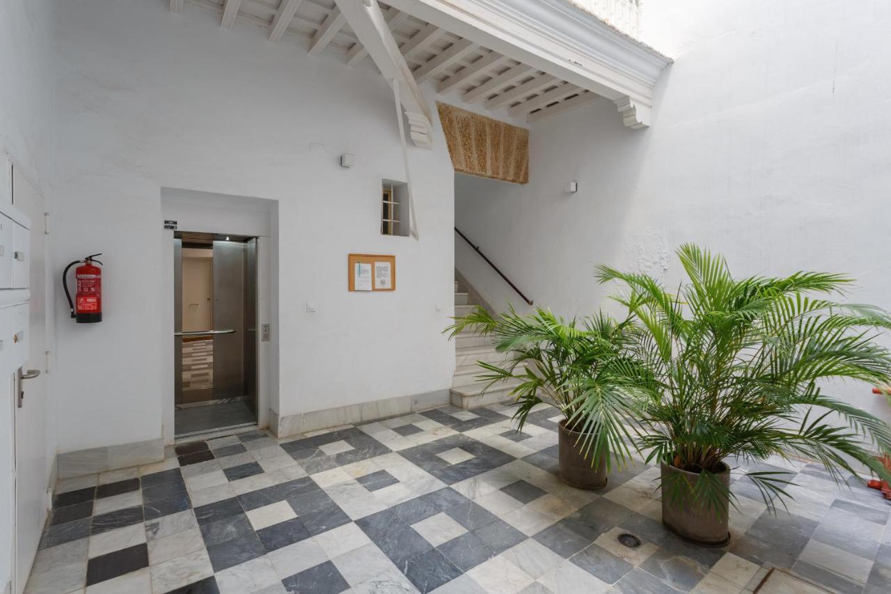 The Queen'S Designer Apartment By Cadiz4Rentals Eksteriør bilde